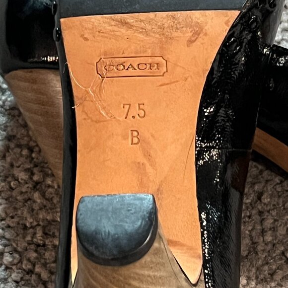 COACH HANNAH PEEP-TOE BLACK PATENT LEATHER PUMPS SILVER LOGO HARDWARE -EUC- 7.5B - Picture 12 of 13